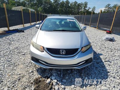 Piąte zdjęcie samochodu w środku: 2015 HONDA CIVIC LX VIN:19XFB2F5XFE088459 - miniatura
