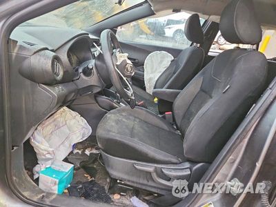 Zdjęcie 7 z 14 samochodu: 2018 NISSAN KICKS S VIN:3N1CP5CU2JL541773 - miniatura