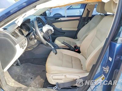 Zdjęcie 7 z 12 samochodu: 2017 VOLKSWAGEN JETTA SE VIN:3VWDB7AJ4HM203832 - miniatura