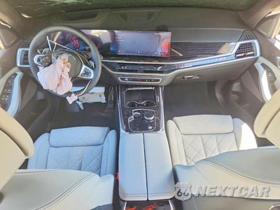 Zdjęcie 8 z 14 samochodu: 2027 BMW X7 XDRIVE40I VIN:5UX23EM03V9541942 - miniatura