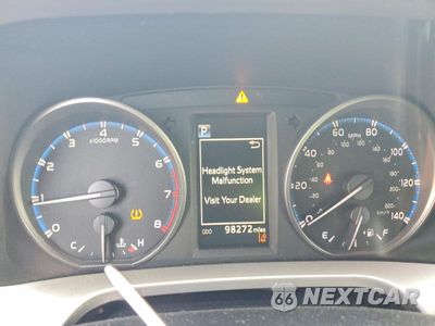 Zdjęcie 9 z 13 samochodu: 2017 TOYOTA RAV4 LE VIN:JTMZFREV7HJ124979 - miniatura