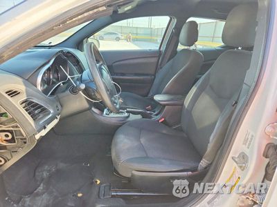 Zdjęcie 7 z 13 samochodu: 2012 DODGE AVENGER SE VIN:1C3CDZAB1CN141421 - miniatura