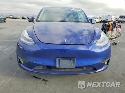 Piąte zdjęcie samochodu w środku: 2023 TESLA MODEL Y VIN:7SAYGAEE9PF583319 - miniatura