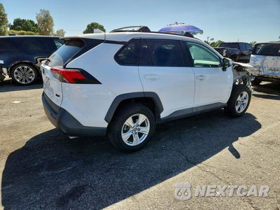 Trzecie zdjęcie samochodu z tyłu: 2020 TOYOTA RAV4 XLE VIN:2T3W1RFV4LW075783 - miniatura