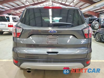 Zdjęcie 6 z 13 samochodu: 2018 FORD ESCAPE SE VIN:1FMCU9GD9JUB78770 - miniatura