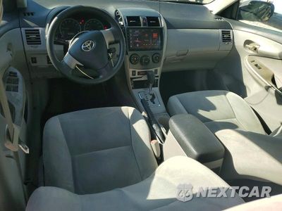 Zdjęcie 8 z 12 samochodu: 2011 TOYOTA COROLLA LE VIN:2T1BU4EE7BC669268 - miniatura