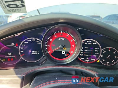 Zdjęcie 9 z 12 samochodu: 2022 PORSCHE PANAMERA GTS VIN:WP0AG2A74NL135480 - miniatura