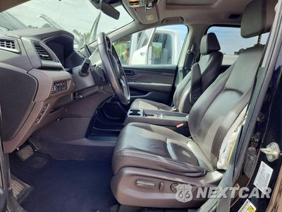 Zdjęcie 7 z 13 samochodu: 2019 HONDA ODYSSEY EXL VIN:5FNRL6H78KB129420 - miniatura