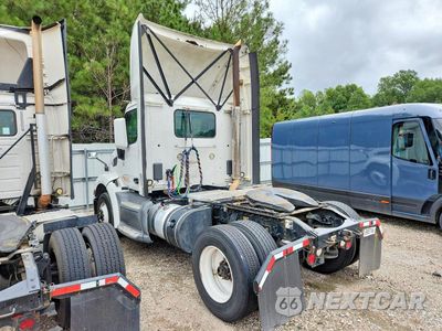 Drugie zdjęcie samochodu z przodu: 2018 PETERBILT 579 SEMI TRUCK VIN:1XPBA48X9JD446445 - miniatura