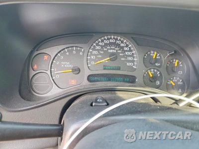 Zdjęcie 9 z 13 samochodu: 2003 CHEVROLET SUBURBAN C1500 VIN:1GNEC16T43J267104 - miniatura