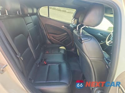 Zdjęcie 10 z 12 samochodu: 2016 MERCEDES-BENZ GLA 250 VIN:WDCTG4EB0GJ241873 - miniatura