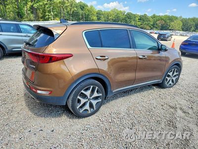 Trzecie zdjęcie samochodu z tyłu: 2018 KIA SPORTAGE SX VIN:KNDPR3A64J7392398 - miniatura