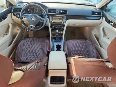 Zdjęcie 8 z 12 samochodu: 2014 VOLKSWAGEN PASSAT SEL VIN:1VWCS7A32EC061412 - miniatura
