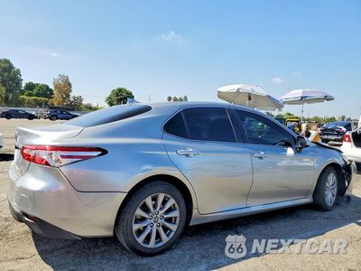 Trzecie zdjęcie samochodu z tyłu: 2019 TOYOTA CAMRY LE VIN:4T1B11HK6KU787996 - miniatura