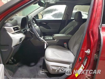 Zdjęcie 7 z 14 samochodu: 2022 TOYOTA HIGHLANDER XLE VIN:5TDHZRBH7NS170005 - miniatura