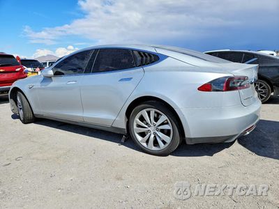 Drugie zdjęcie samochodu z przodu: 2013 TESLA MODEL S VIN:5YJSA1CN1DFP27738 - miniatura