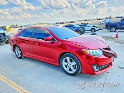 Czwarte zdjęcie samochodu z boku: 2013 TOYOTA CAMRY SE VIN:4T1BF1FK8DU652915 - miniatura