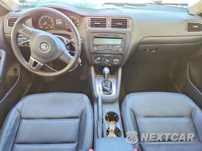 Zdjęcie 8 z 12 samochodu: 2011 VOLKSWAGEN JETTA SE VIN:3VWDZ7AJ9BM067717 - miniatura