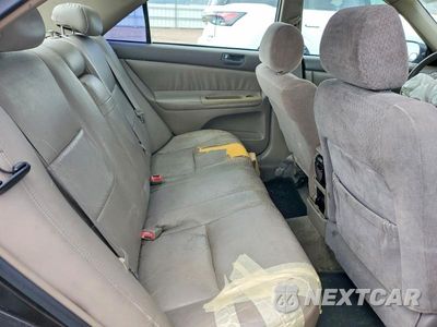 Zdjęcie 10 z 12 samochodu: 2002 TOYOTA CAMRY LE VIN:4T1BE32K32U575646 - miniatura