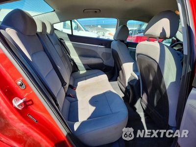 Zdjęcie 10 z 12 samochodu: 2019 HYUNDAI ELANTRA SEL VIN:5NPD84LF1KH458122 - miniatura