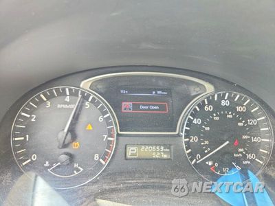Zdjęcie 9 z 12 samochodu: 2015 NISSAN ALTIMA 2.5 S VIN:1N4AL3AP9FC107151 - miniatura