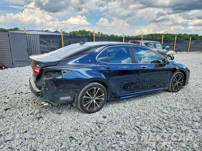Trzecie zdjęcie samochodu z tyłu: 2020 TOYOTA CAMRY SE VIN:4T1G11AK8LU345366 - miniatura