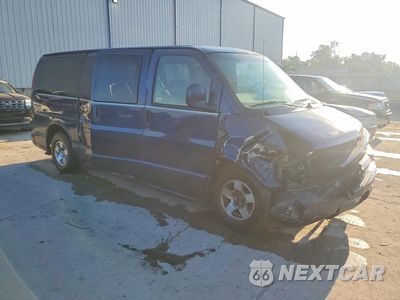 Czwarte zdjęcie samochodu z boku: 2002 CHEVROLET EXPRESS G1500 VIN:1GNFG65R121148453 - miniatura