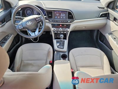 Zdjęcie 8 z 12 samochodu: 2020 HYUNDAI ELANTRA SEL VIN:5NPD84LF7LH551731 - miniatura