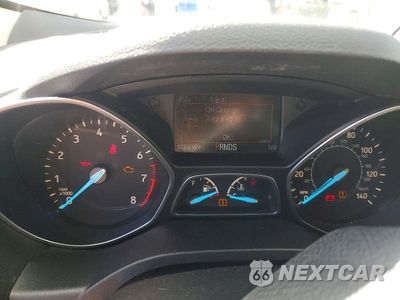 Zdjęcie 9 z 13 samochodu: 2017 FORD ESCAPE SE VIN:1FMCU9GD2HUA73840 - miniatura