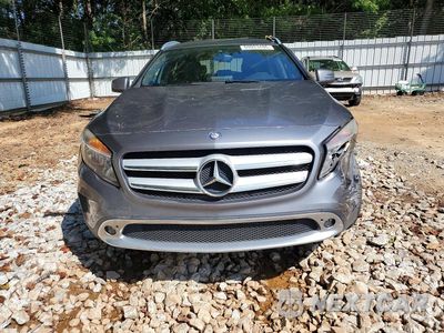 Piąte zdjęcie samochodu w środku: 2016 MERCEDES-BENZ GLA 250 VIN:WDCTG4EB3GJ190837 - miniatura