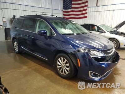 Czwarte zdjęcie samochodu z boku: 2017 CHRYSLER PACIFICA TOURING L VIN:2C4RC1BG8HR654552 - miniatura