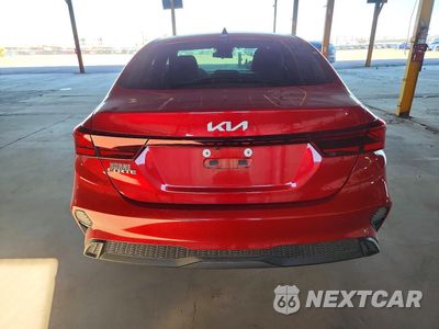Zdjęcie 6 z 12 samochodu: 2024 KIA FORTE LXS VIN:3KPF24AD2RE793447 - miniatura