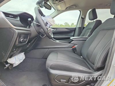 Zdjęcie 7 z 13 samochodu: 2023 JEEP GRAND CHEROKEE L LAREDO VIN:1C4RJKAG1P8865552 - miniatura
