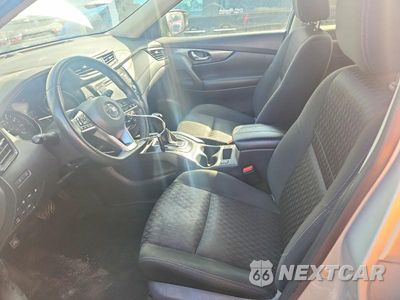 Zdjęcie 7 z 13 samochodu: 2020 NISSAN ROGUE SV VIN:KNMAT2MV8LP500495 - miniatura