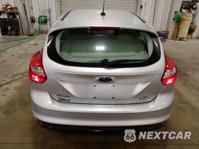 Zdjęcie 6 z 12 samochodu: 2014 FORD FOCUS SE VIN:1FADP3K24EL283964 - miniatura
