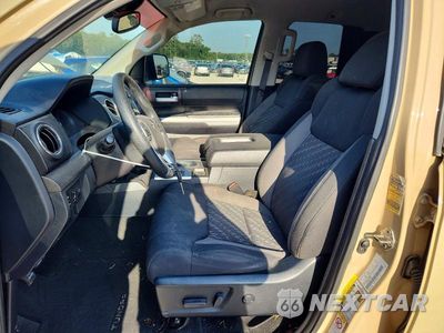 Zdjęcie 7 z 12 samochodu: 2019 TOYOTA TUNDRA SR5 VIN:5TFRM5F13KX139011 - miniatura