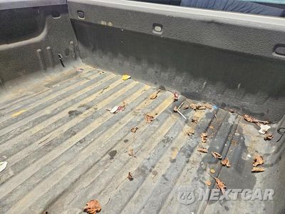 Zdjęcie 10 z 12 samochodu: 2015 CHEVROLET SILVERADO C1500 VIN:1GCNCPEH0FZ303241 - miniatura