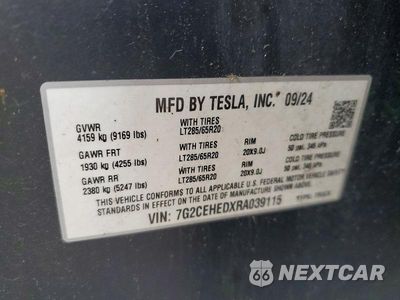 Zdjęcie 12 z 12 samochodu: 2024 TESLA CYBERTRUCK VIN:7G2CEHEDXRA039115 - miniatura