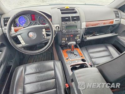 Zdjęcie 8 z 13 samochodu: 2004 VOLKSWAGEN TOUAREG 3.2 VIN:WVGBC67L94D035813 - miniatura