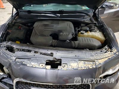 Zdjęcie 11 z 13 samochodu: 2018 CHRYSLER 300 LIMITED VIN:2C3CCAKG6JH276107 - miniatura