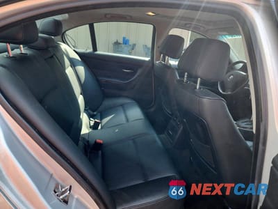 Zdjęcie 10 z 12 samochodu: 2007 BMW 3ER XI VIN:WBAVC935X7KX57184 - miniatura