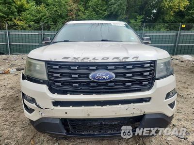 Piąte zdjęcie samochodu w środku: 2017 FORD EXPLORER SPORT VIN:1FM5K8GT7HGB11920 - miniatura