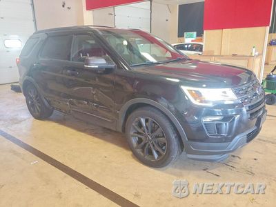 Czwarte zdjęcie samochodu z boku: 2018 FORD EXPLORER XLT VIN:1FM5K7D84JGA79170 - miniatura