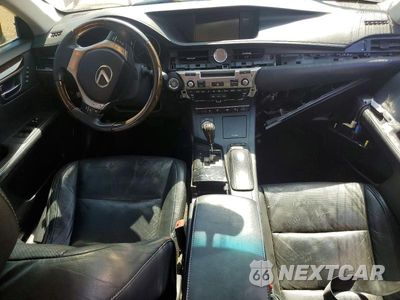 Zdjęcie 8 z 13 samochodu: 2013 LEXUS ES 350 VIN:JTHBK1GG6D2029927 - miniatura