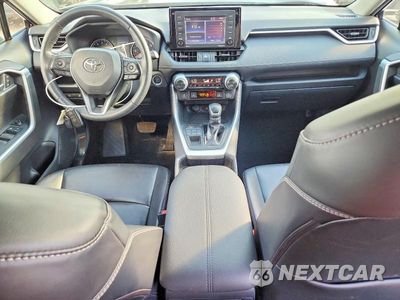 Zdjęcie 8 z 12 samochodu: 2021 TOYOTA RAV4 XLE PREMIUM VIN:JTMA1RFV7MD076533 - miniatura