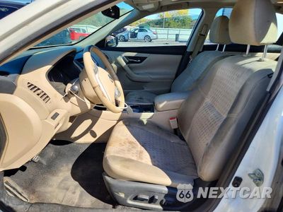 Zdjęcie 7 z 12 samochodu: 2017 NISSAN ALTIMA 2.5 SV VIN:1N4AL3AP4HC283074 - miniatura