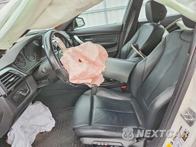 Zdjęcie 7 z 12 samochodu: 2015 BMW 328 XI VIN:WBA3B3C58FF548248 - miniatura