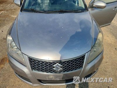 Zdjęcie 11 z 12 samochodu: 2010 SUZUKI KIZASHI SLS VIN:JS2RE9A78A6100599 - miniatura