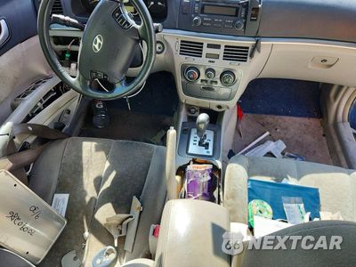 Zdjęcie 8 z 12 samochodu: 2006 HYUNDAI SONATA GLS VIN:5NPEU46C26H176076 - miniatura