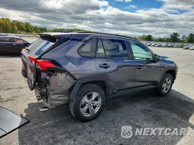 Trzecie zdjęcie samochodu z tyłu: 2024 TOYOTA RAV4 HYBRID XLE VIN:4T3RWRFV0RU129507 - miniatura